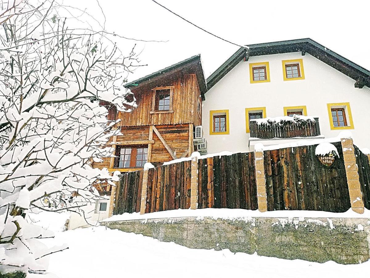 Country House Dovje Exterior photo